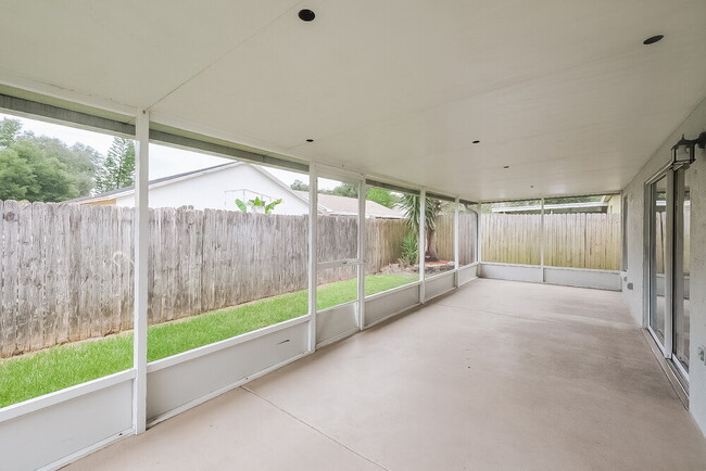 Building Photo - 1808 Rudder Dr