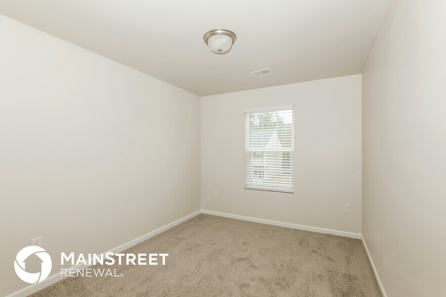 Building Photo - 2565 Wood Bend Ln