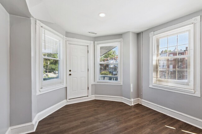 Building Photo - 1606 Gwynns Falls Pkwy