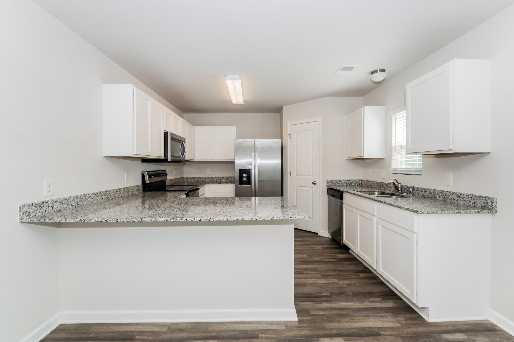 Building Photo - 109 Amber Mill Cir