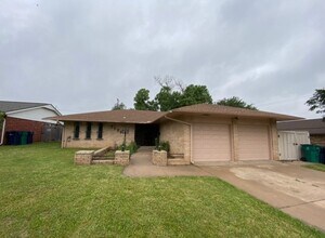 Building Photo - 7105 S McKinley Ave