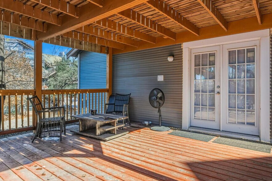 Building Photo - 512 Bouldin Ave