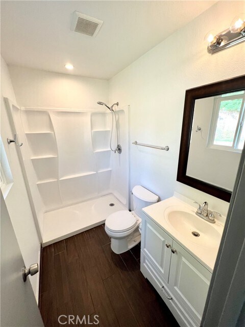 Building Photo - 910 Marlyce Ln