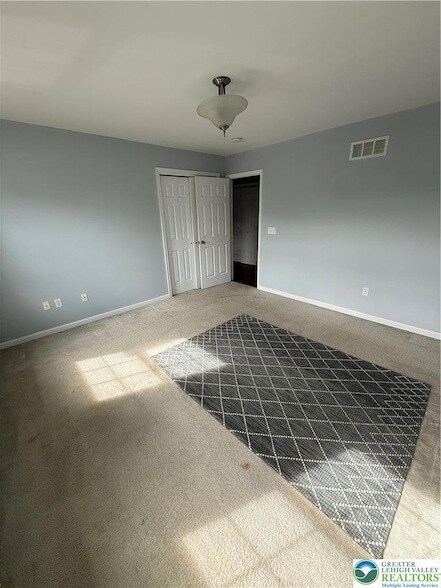 Building Photo - 4528 Bellflower Way