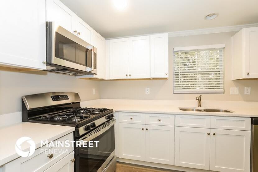 Building Photo - 694 Stoneside Dr