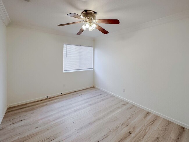 Building Photo - Single family home in Menifee!