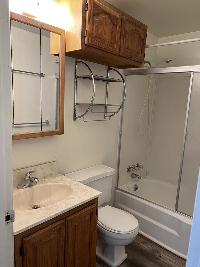 Building Photo - robl1951