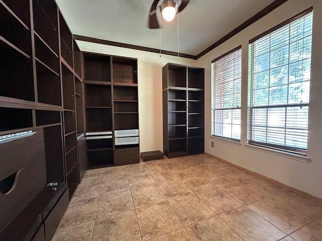 Building Photo - 1826 Lake Travis Dr