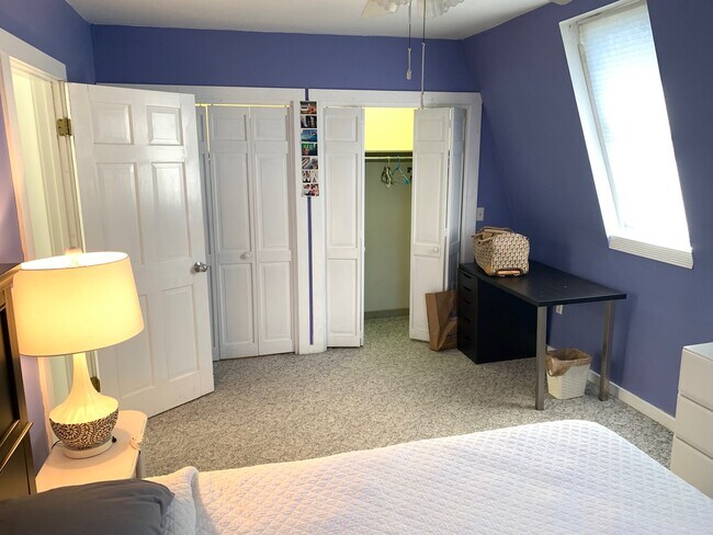 Building Photo - 45 Ayrault St