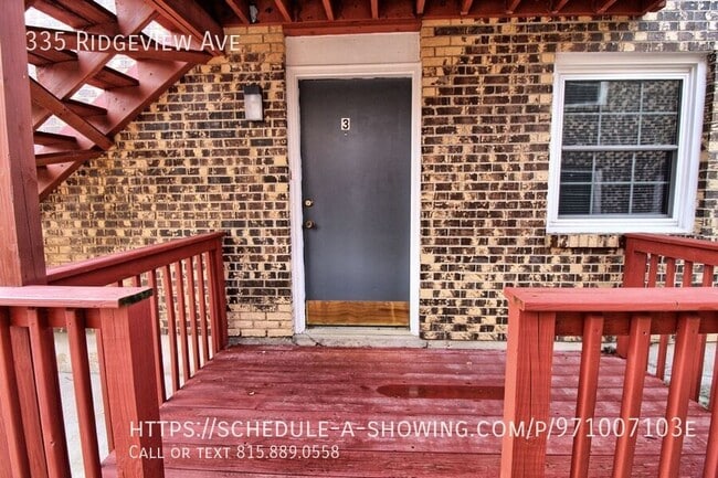 Building Photo - 335 Ridgeview Ave