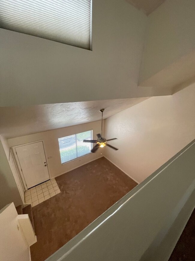 Building Photo - 3504 NW 37th Ave