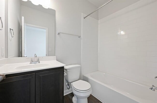 Building Photo - 7902 Mellencamp Dr