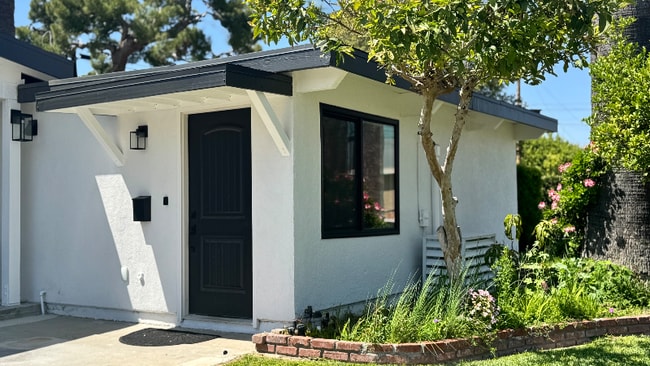 Primary Photo - 13003 Sunnybrook Ln