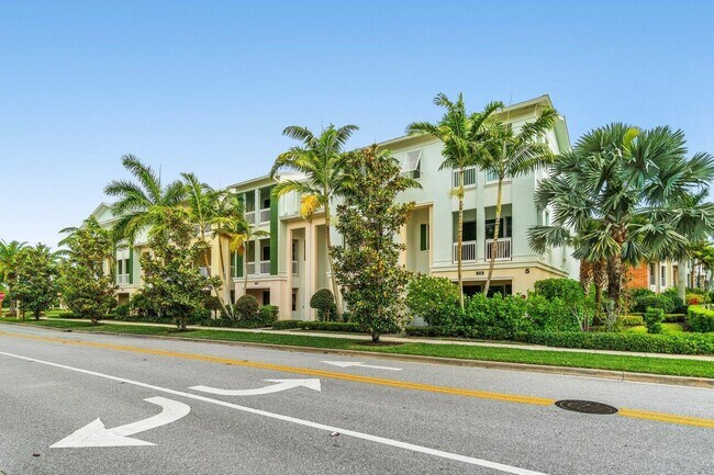 Building Photo - 7114 Edison Pl