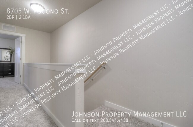 Building Photo - 8705 W Pocono St