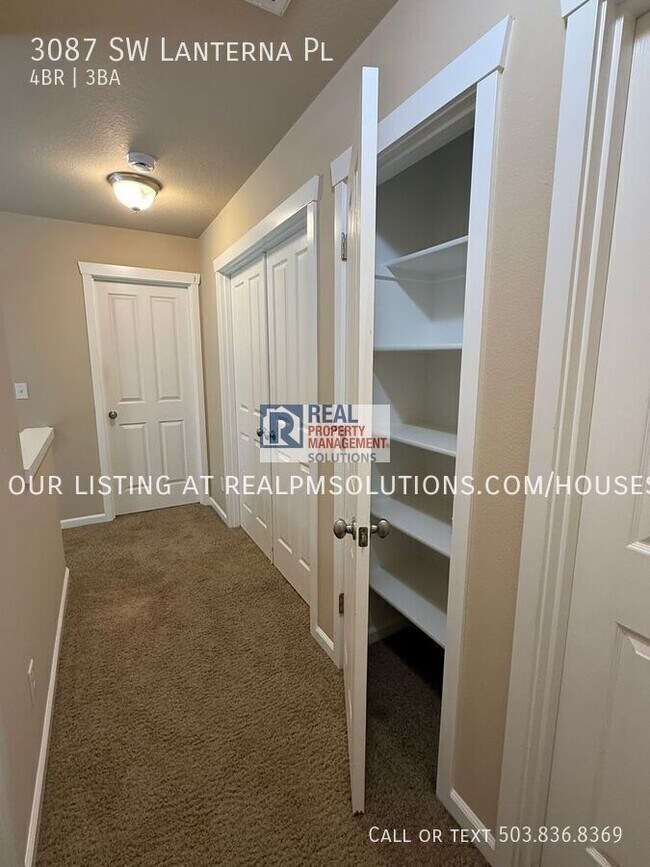 Building Photo - 3087 SW Lanterna Pl