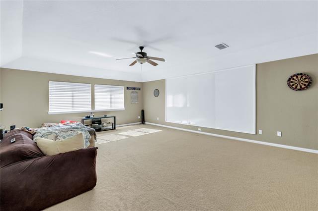 Building Photo - 4937 Bellflower Way