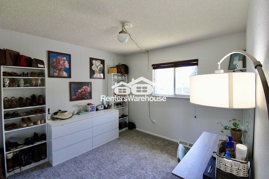 Building Photo - 11025 Dahlia Ct