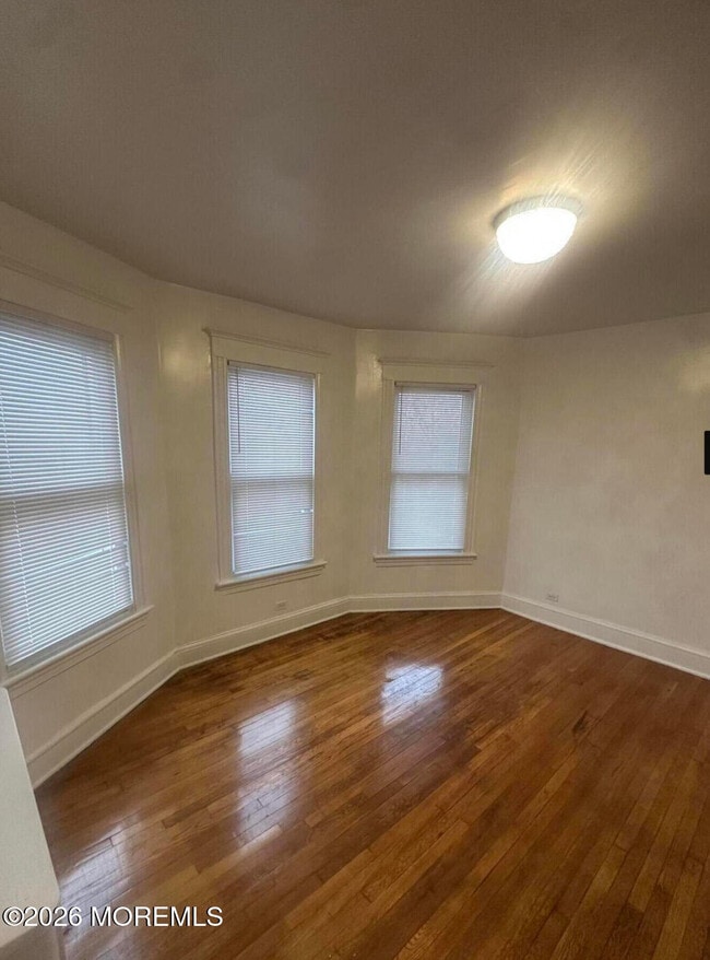 Building Photo - 104 Welton St