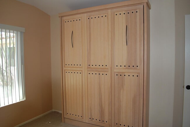 Building Photo - 78900 Champagne Ln