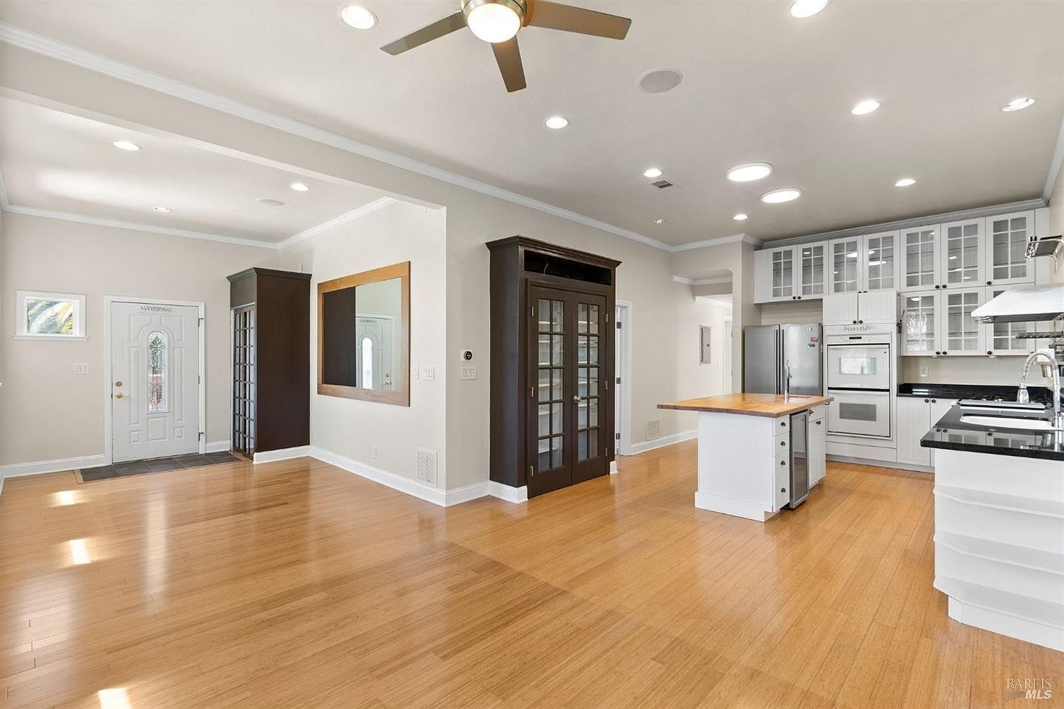 SECOND FLOOR $4,100 - 2 Prospect Dr