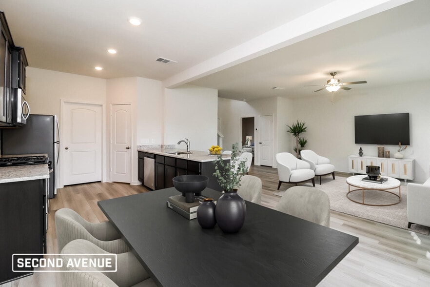 Building Photo - 424 Condie Russell Ave