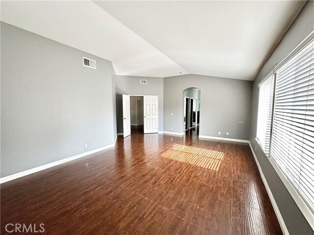 Building Photo - 7407 Carrollton Pl