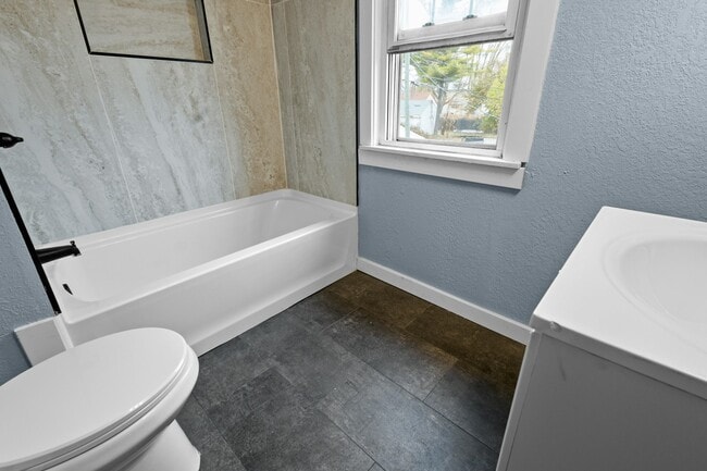 Building Photo - 4123 Packard Rd