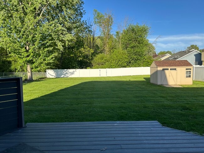 Building Photo - 208 Olivia Dr