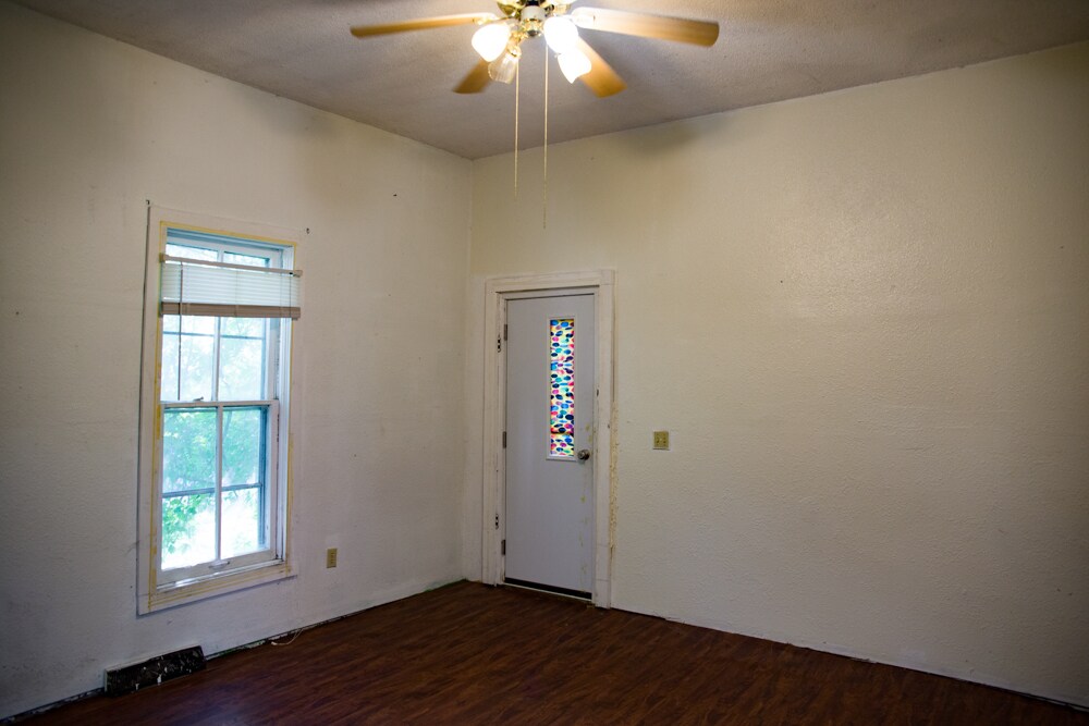 Building Photo - 2108 Talmage Ave SE