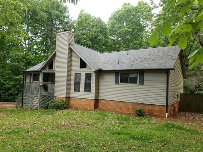 Building Photo - 5532 Stewart Mill Rd