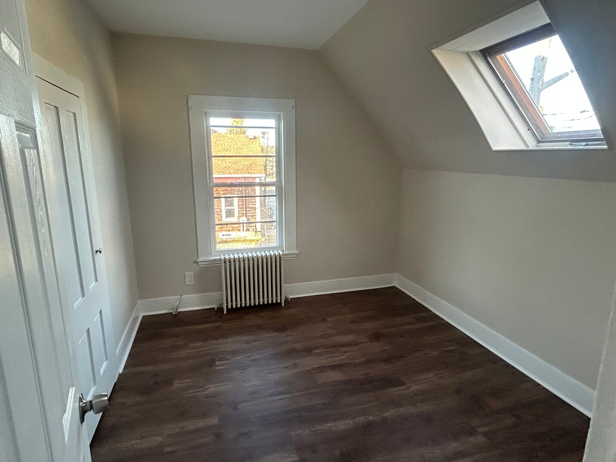 Building Photo - 68 Perkins St