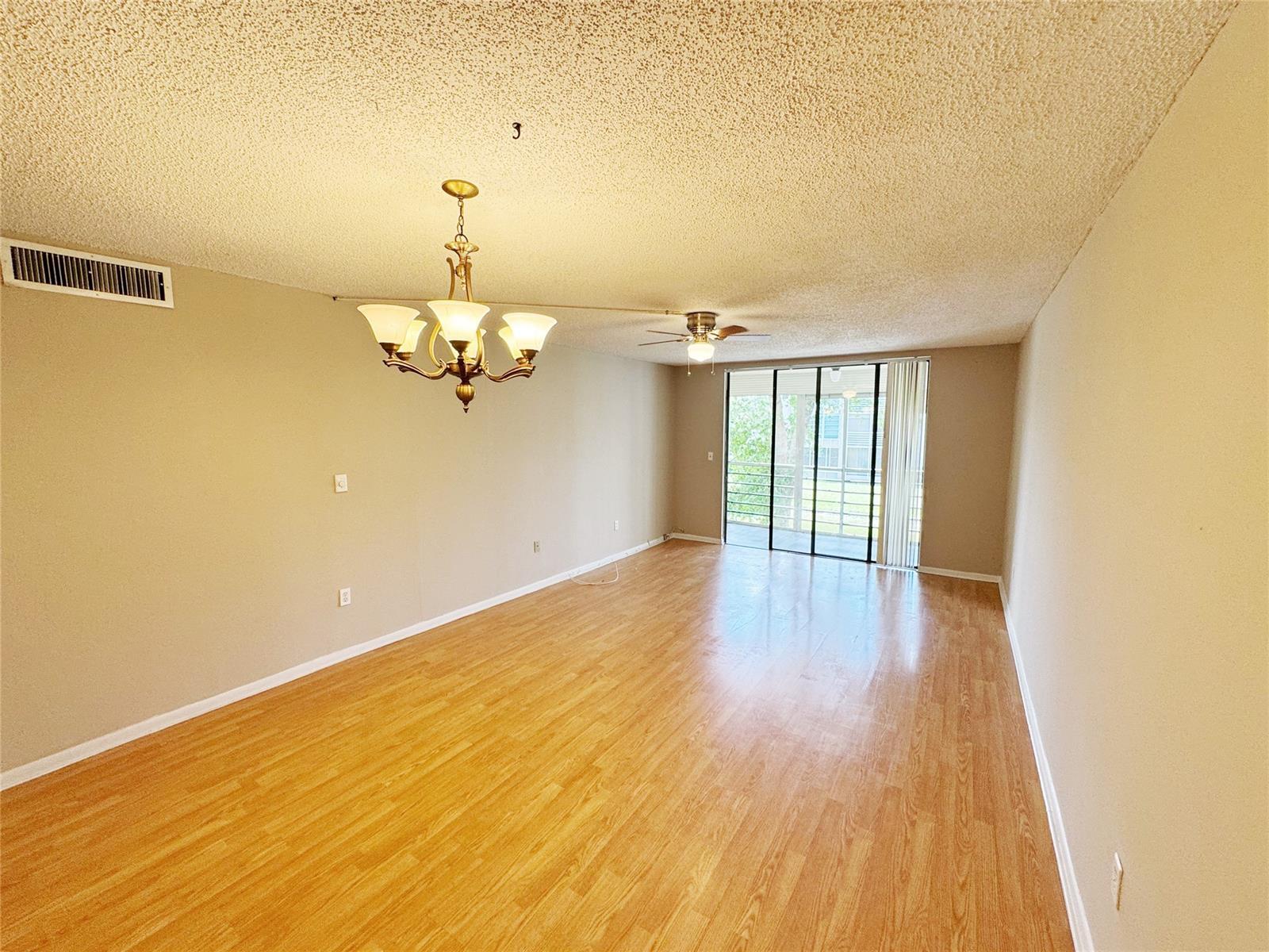 Building Photo - 1820 N Lauderdale Ave
