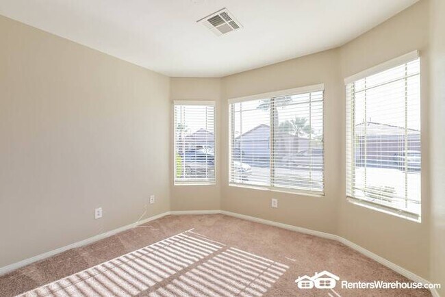 Building Photo - Move in ready, updated one story 4 bedroom...