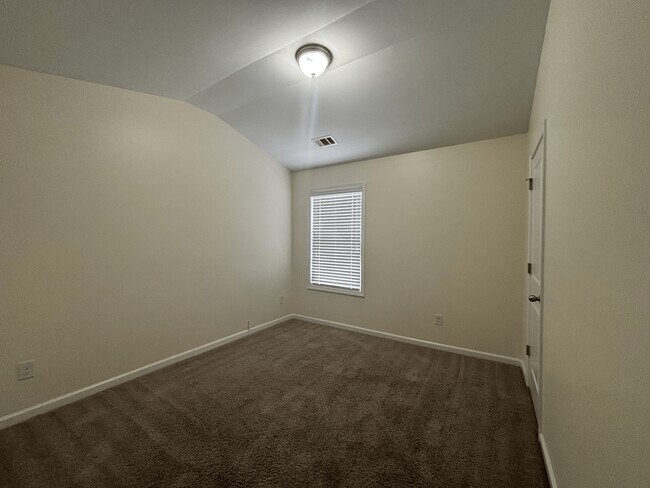 Building Photo - 1047 Haley Woods Ct