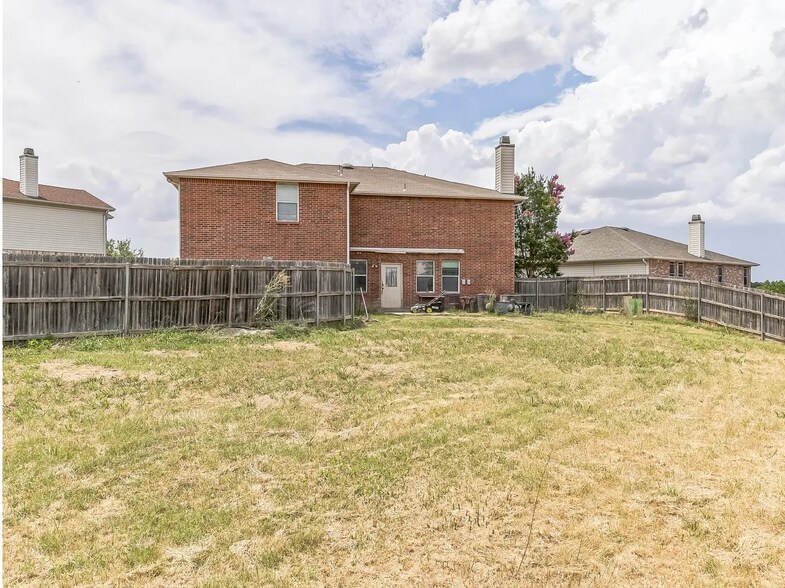 Building Photo - 1352 Dawson Way