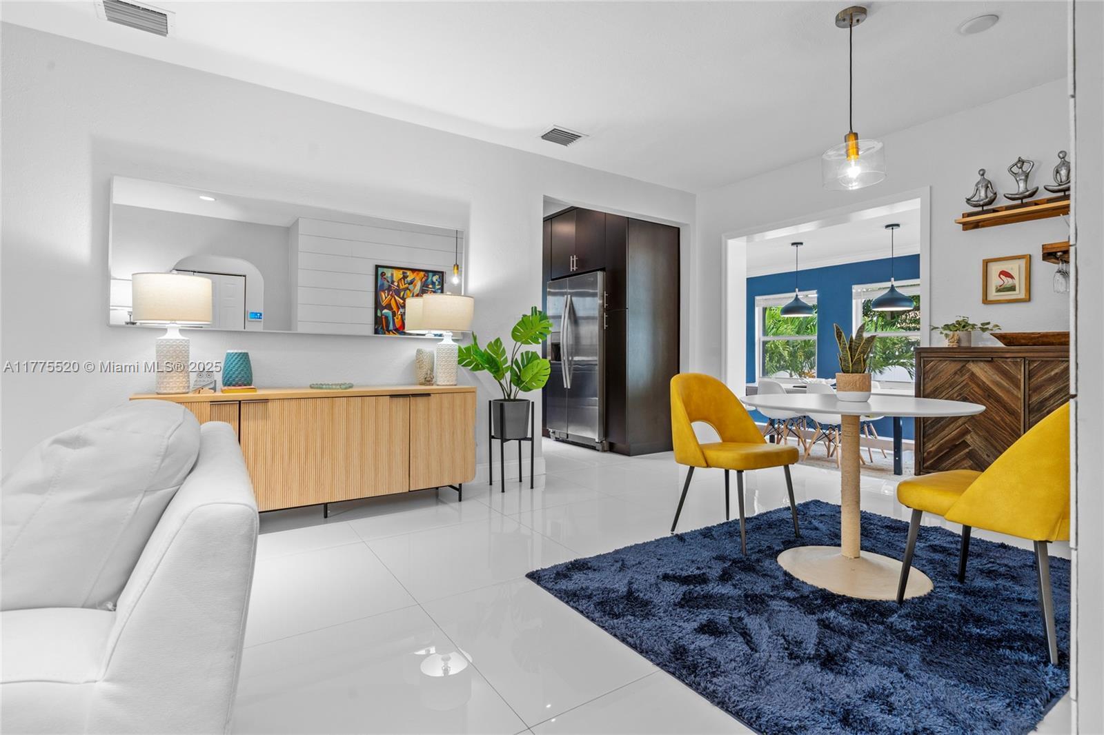 Building Photo - 4775 Collins Ave