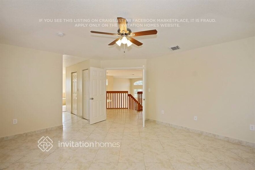 Building Photo - 4061 SW 148th Pl