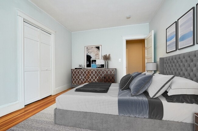 Building Photo - 5 Albion St