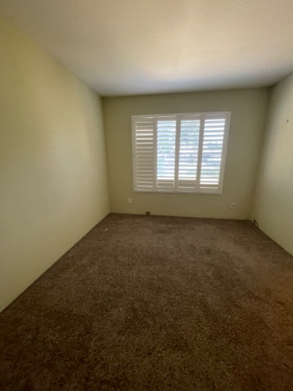 Building Photo - 416 Bruce Ave