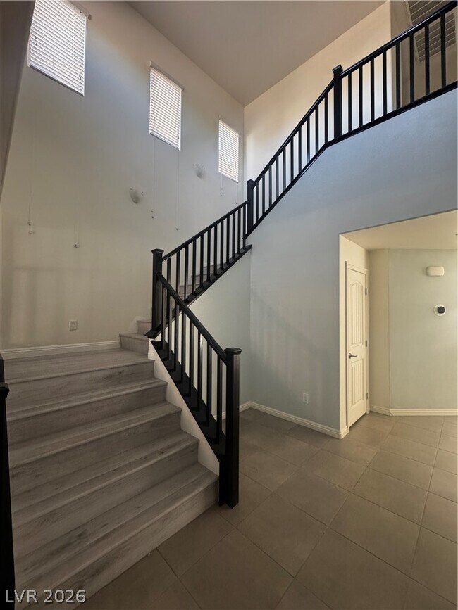 Building Photo - 8368 Aruba Blue Creek Ct
