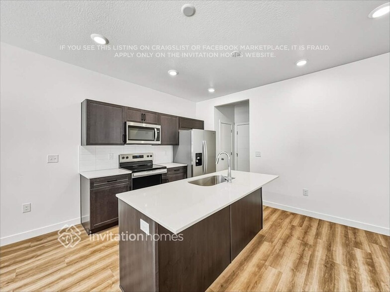Building Photo - 6064 Lower Brk Ln