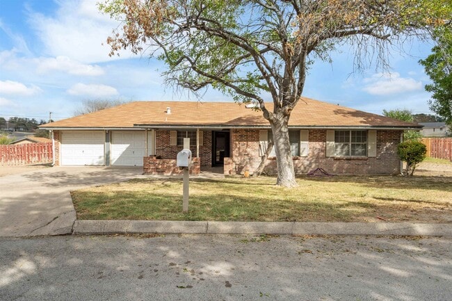 Primary Photo - 334 Inspiration Way