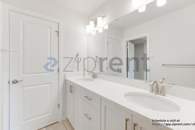 Building Photo - 23831 5th Ave SE