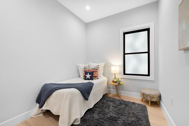 Building Photo - 165 Delaware Ave