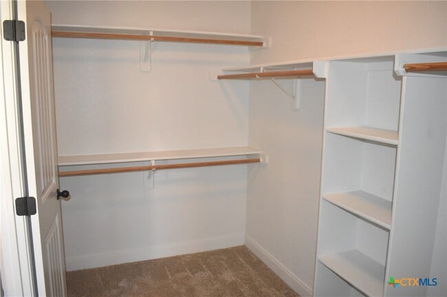 Building Photo - 2602 Paisley Dr