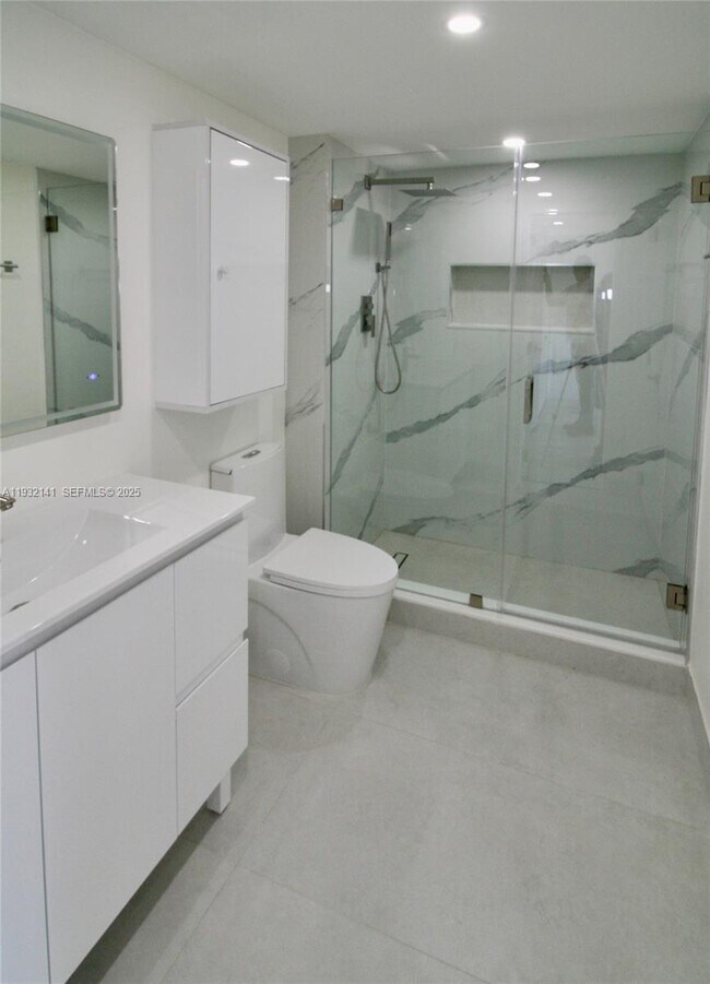 Building Photo - 4330 NW 79th Ave