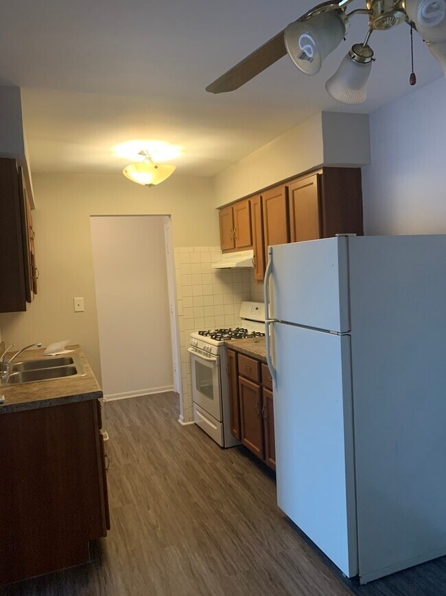 Building Photo - 11245 S Harlem Ave