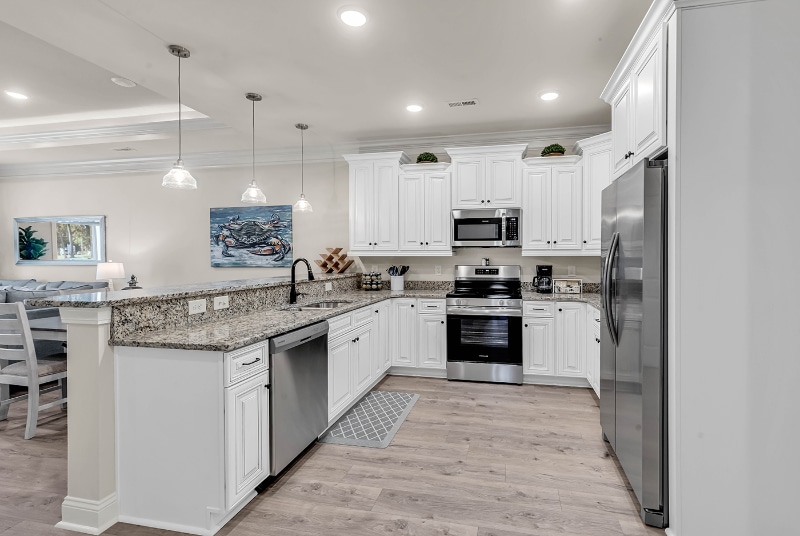 Building Photo - 151 Hallandale Ln