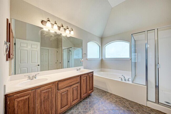 Building Photo - 11128 Sandstone Trail